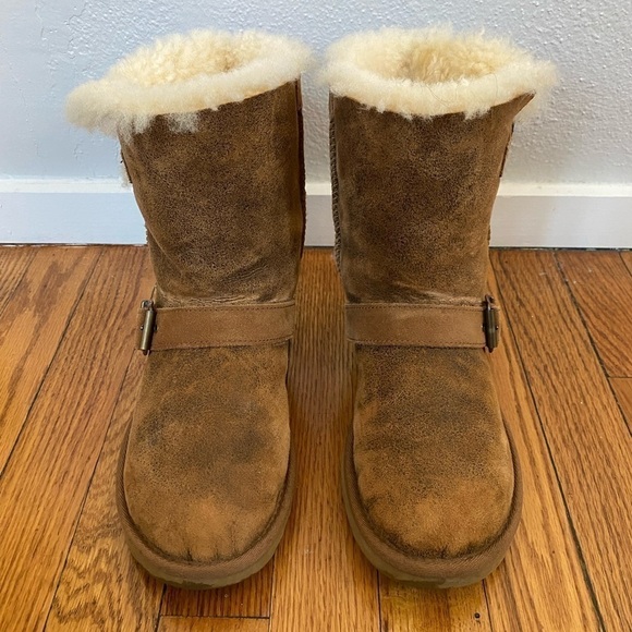 UGG Dylan Short Shearling Bomber Boots Chestnut Size 6 - Picture 3 of 7